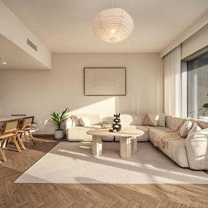 Appartement met Vier Slaapkamers